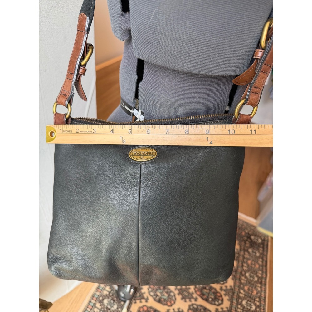 Fossil Explorer Crossbody Black Leather Boho Utility Vintage Dark Academia Boho - Picture 6 of 11